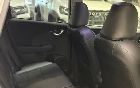 Honda Fit Shuttle I рестайлинг, 2014 год, 935 000 рублей, 13 фотография