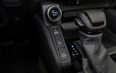 Toyota Land Cruiser Prado, 2025 год, 10 550 000 рублей, 24 фотография