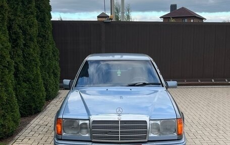 Mercedes-Benz W124, 1991 год, 230 000 рублей, 1 фотография