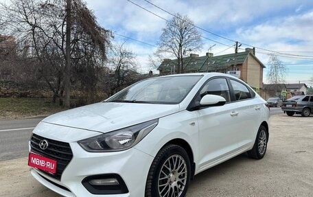 Hyundai Solaris II рестайлинг, 2017 год, 1 100 000 рублей, 1 фотография