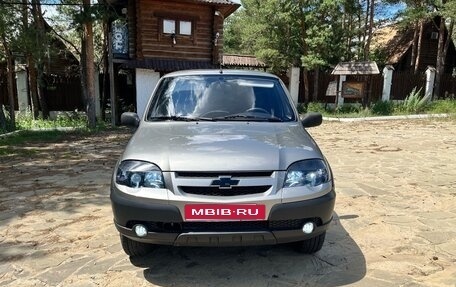 Chevrolet Niva I рестайлинг, 2009 год, 452 000 рублей, 1 фотография