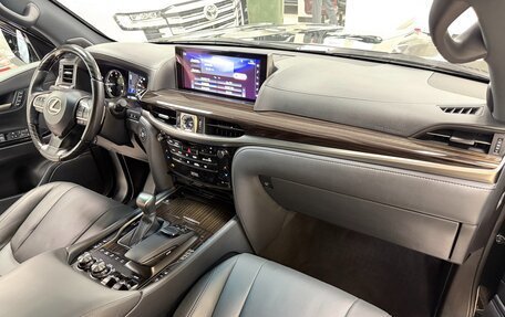Lexus LX III, 2019 год, 9 995 000 рублей, 22 фотография