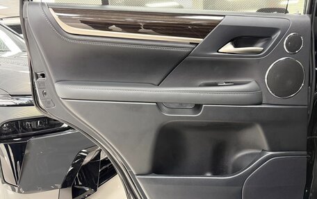 Lexus LX III, 2019 год, 9 995 000 рублей, 26 фотография