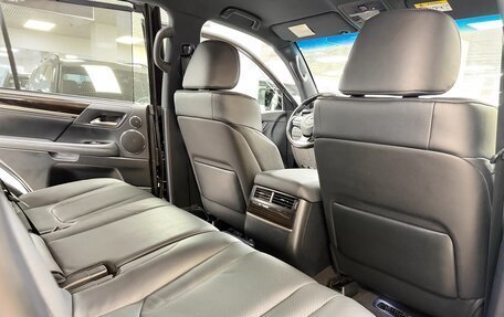 Lexus LX III, 2019 год, 9 995 000 рублей, 30 фотография