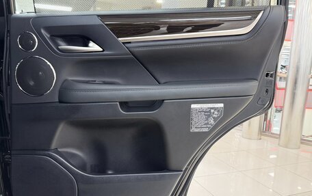 Lexus LX III, 2019 год, 9 995 000 рублей, 31 фотография