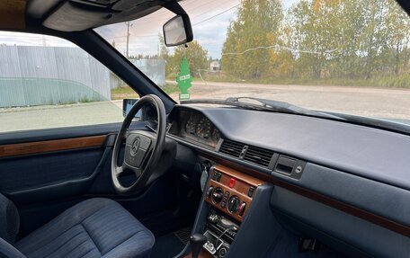 Mercedes-Benz W124, 1991 год, 230 000 рублей, 11 фотография