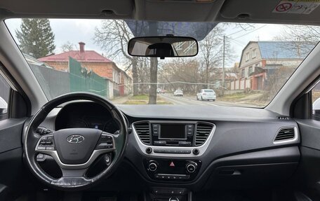 Hyundai Solaris II рестайлинг, 2017 год, 1 100 000 рублей, 14 фотография