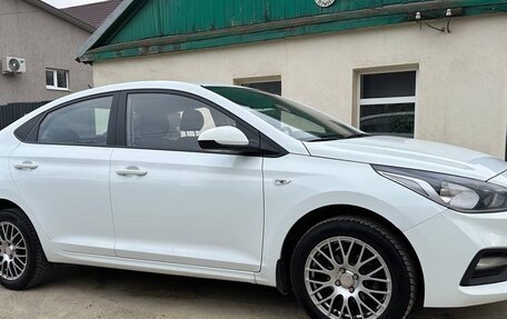 Hyundai Solaris II рестайлинг, 2017 год, 1 100 000 рублей, 9 фотография