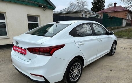 Hyundai Solaris II рестайлинг, 2017 год, 1 100 000 рублей, 7 фотография