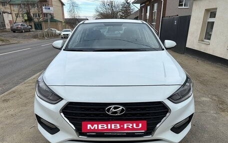 Hyundai Solaris II рестайлинг, 2017 год, 1 100 000 рублей, 11 фотография