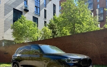 BMW X5, 2021 год, 7 670 000 рублей, 2 фотография