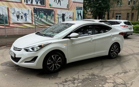 Hyundai Elantra V, 2015 год, 1 250 000 рублей, 2 фотография
