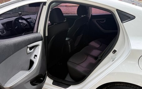 Hyundai Elantra V, 2015 год, 1 250 000 рублей, 11 фотография