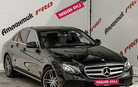 Mercedes-Benz E-Класс, 2017 год, 2 930 000 рублей, 3 фотография