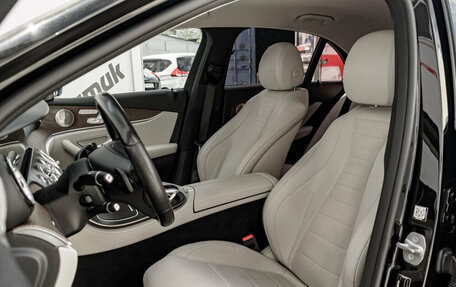 Mercedes-Benz E-Класс, 2017 год, 2 930 000 рублей, 11 фотография