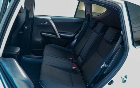 Toyota RAV4, 2015 год, 2 257 077 рублей, 9 фотография