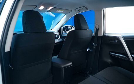 Toyota RAV4, 2015 год, 2 257 077 рублей, 11 фотография