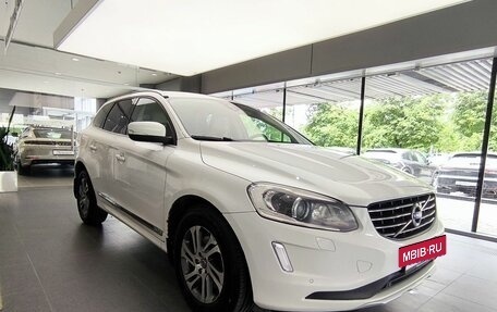 Volvo XC60 II, 2013 год, 1 390 000 рублей, 3 фотография