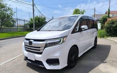 Honda Stepwgn IV, 2018 год, 1 800 000 рублей, 1 фотография