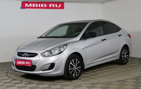 Hyundai Solaris II рестайлинг, 2013 год, 699 990 рублей, 1 фотография