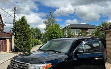 Toyota Land Cruiser 200, 2012 год, 3 950 000 рублей, 1 фотография