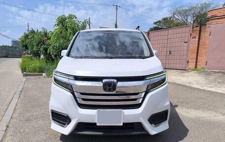 Honda Stepwgn IV, 2018 год, 1 800 000 рублей, 8 фотография