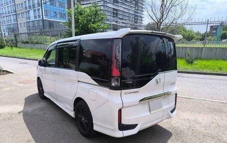 Honda Stepwgn IV, 2018 год, 1 800 000 рублей, 7 фотография