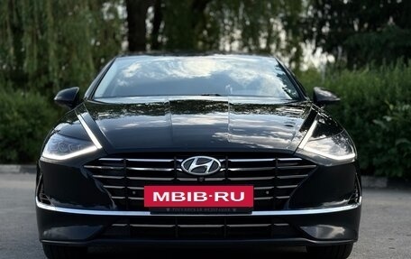 Hyundai Sonata VIII, 2020 год, 2 450 000 рублей, 2 фотография
