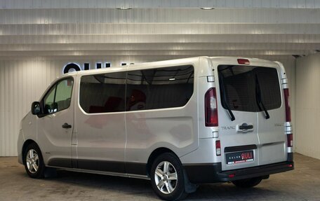 Renault Trafic, 2015 год, 2 000 000 рублей, 8 фотография