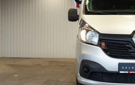 Renault Trafic, 2015 год, 2 000 000 рублей, 4 фотография