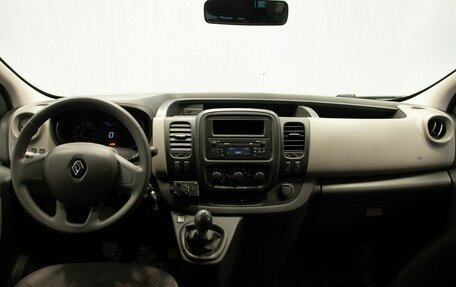 Renault Trafic, 2015 год, 2 000 000 рублей, 19 фотография