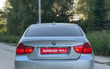 BMW 3 серия, 2011 год, 1 250 000 рублей, 8 фотография