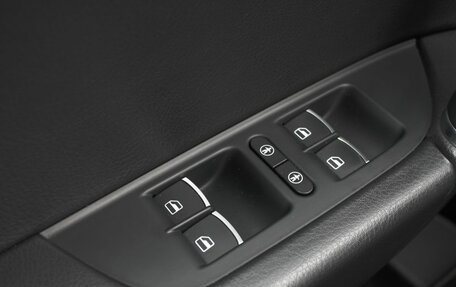 Volkswagen Touareg III, 2016 год, 3 200 000 рублей, 14 фотография