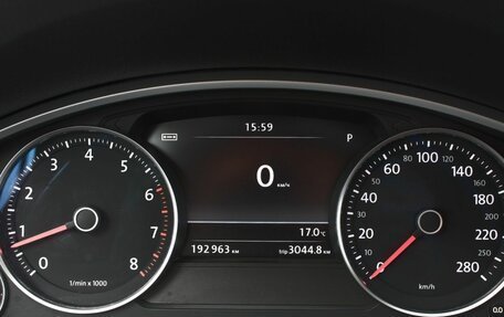 Volkswagen Touareg III, 2016 год, 3 200 000 рублей, 11 фотография