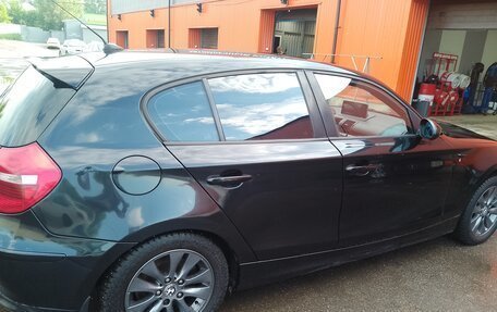 BMW 1 серия, 2008 год, 730 000 рублей, 3 фотография