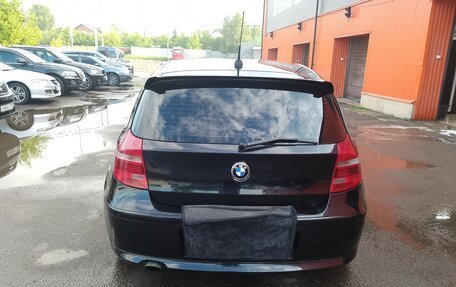 BMW 1 серия, 2008 год, 730 000 рублей, 12 фотография