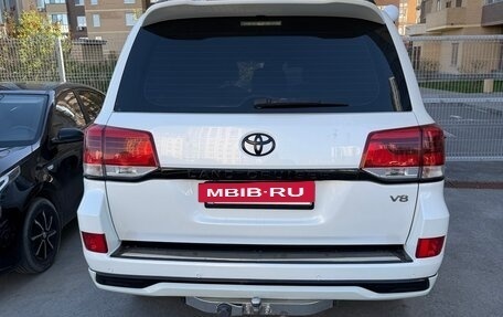 Toyota Land Cruiser 200, 2016 год, 5 500 000 рублей, 3 фотография
