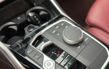 BMW 3 серия, 2024 год, 3 322 000 рублей, 10 фотография