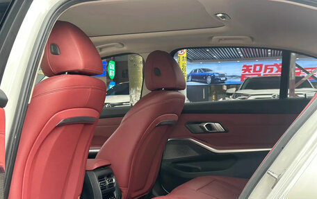 BMW 3 серия, 2024 год, 3 322 000 рублей, 13 фотография