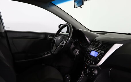 Hyundai Solaris II рестайлинг, 2013 год, 699 990 рублей, 14 фотография