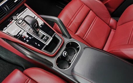 Porsche Cayenne III, 2022 год, 13 480 000 рублей, 34 фотография