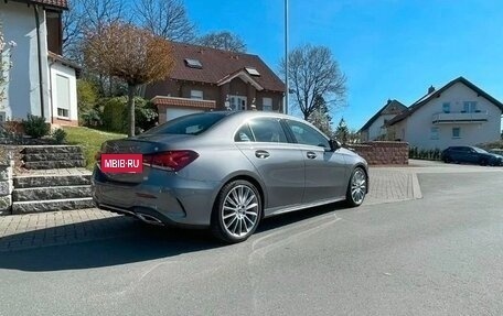 Mercedes-Benz A-Класс, 2022 год, 1 630 000 рублей, 5 фотография