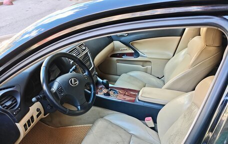 Lexus IS II рестайлинг 2, 2006 год, 1 300 000 рублей, 9 фотография