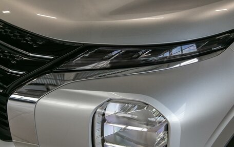 Mitsubishi Outlander, 2023 год, 5 390 000 рублей, 9 фотография