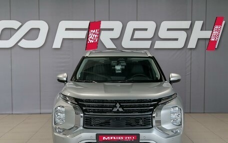 Mitsubishi Outlander, 2023 год, 5 390 000 рублей, 2 фотография
