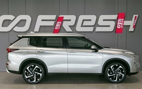 Mitsubishi Outlander, 2023 год, 5 390 000 рублей, 4 фотография