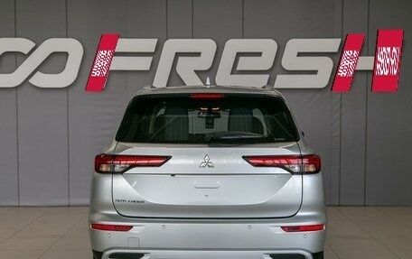 Mitsubishi Outlander, 2023 год, 5 390 000 рублей, 7 фотография