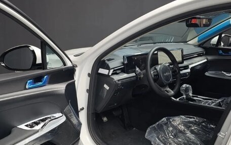 KIA K5, 2026 год, 5 500 000 рублей, 5 фотография