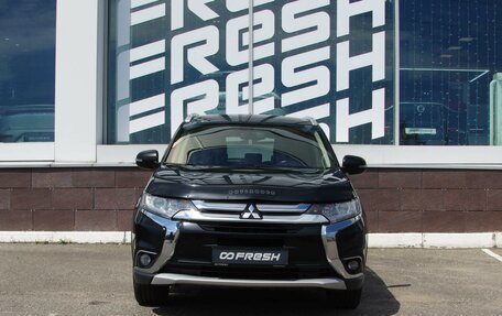 Mitsubishi Outlander III рестайлинг 3, 2015 год, 1 449 000 рублей, 3 фотография