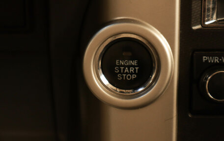 Toyota Land Cruiser Prado 150 рестайлинг 2, 2011 год, 3 089 000 рублей, 19 фотография